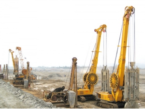 樂山機(ji)群施工